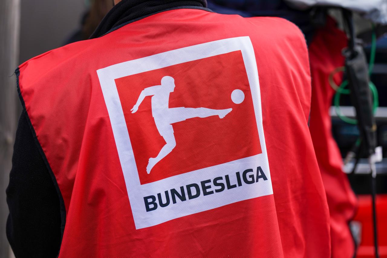 Bayern chief demands "more commitment" from clubs to market Bundesliga globally