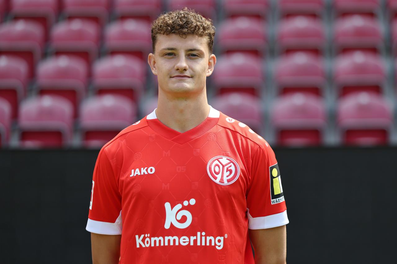 Mainz midfielder Eric Martel sidelined with knee ligament injury