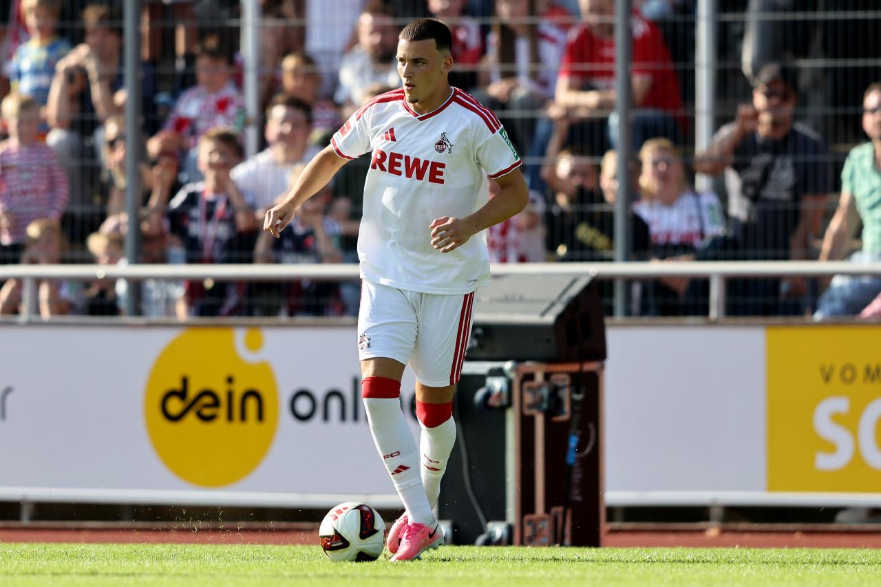 Ricken provides insight into Dortmund's El Mala pursuit