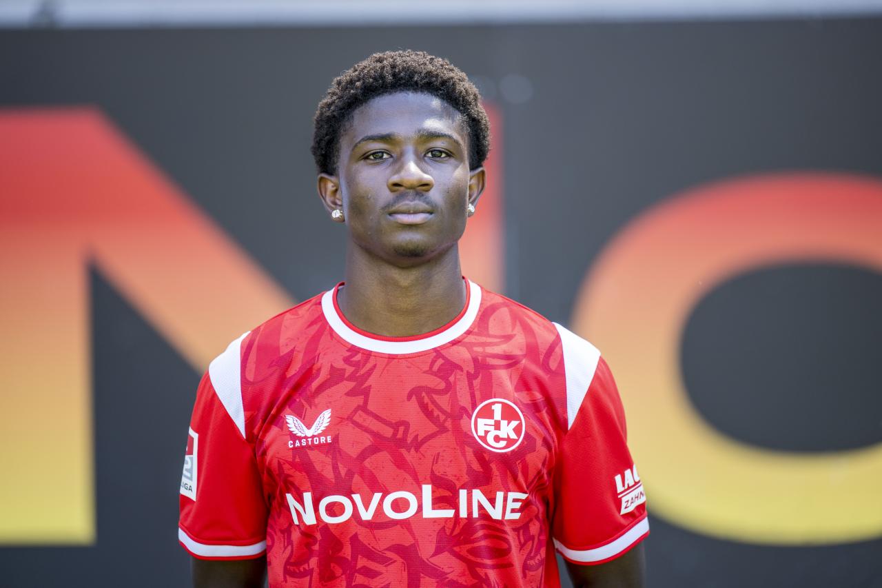 Kaiserslautern snatch Pokal derby victory as Kanaté sinks Waldhof Mannheim