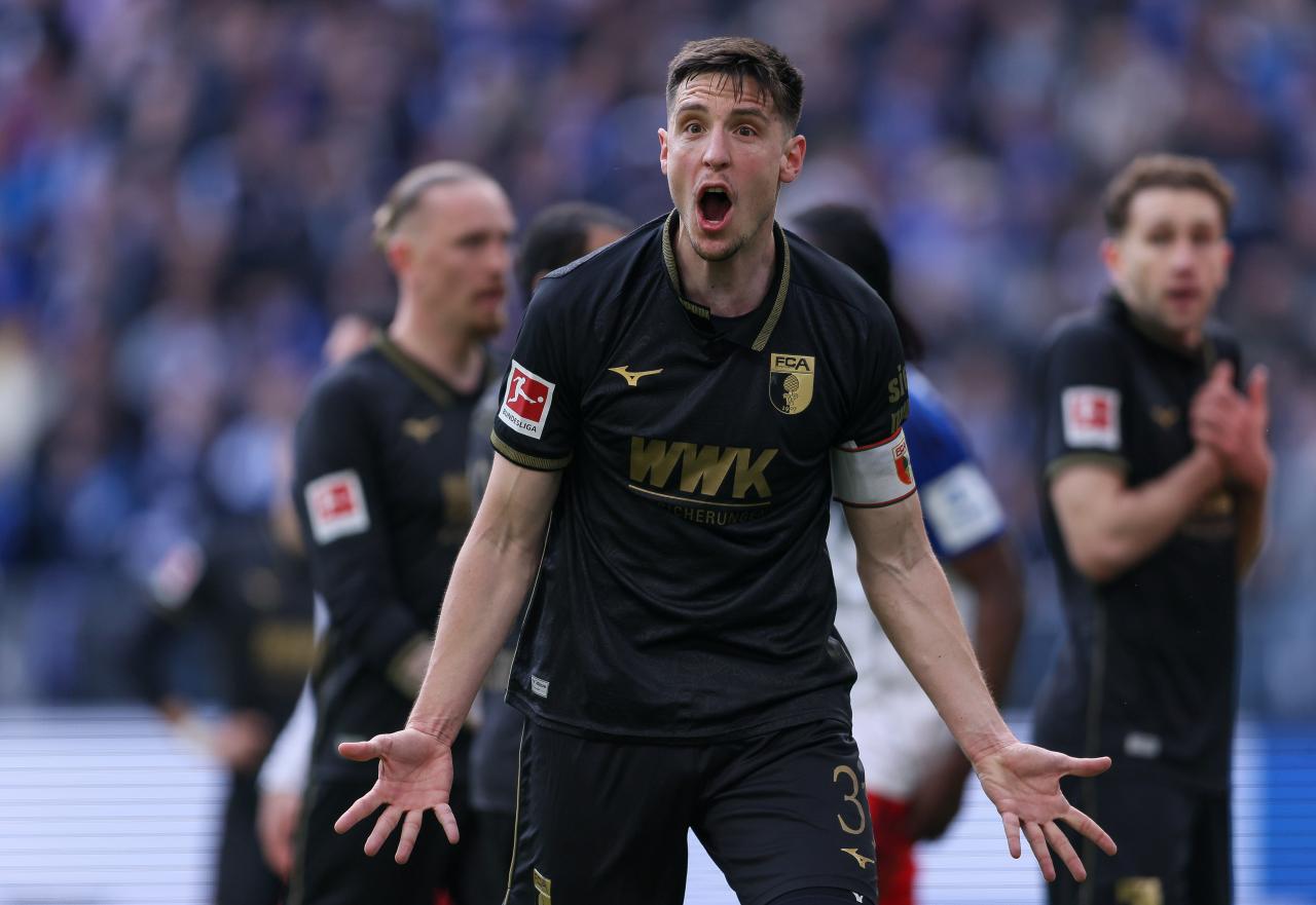 Augsburg centre-back reportedly set for Southampton switch