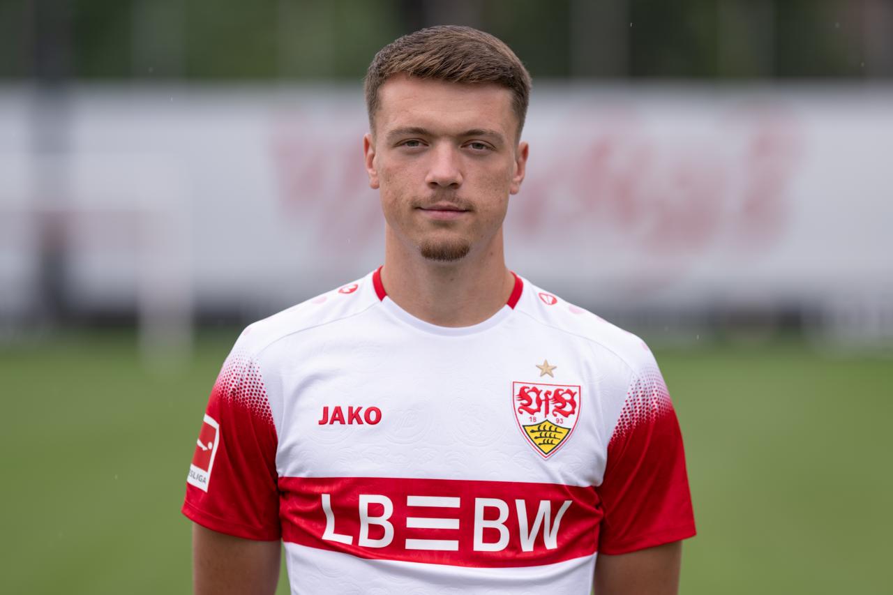 Pejčinović opens up on Stuttgart move after 'absolute dream start'