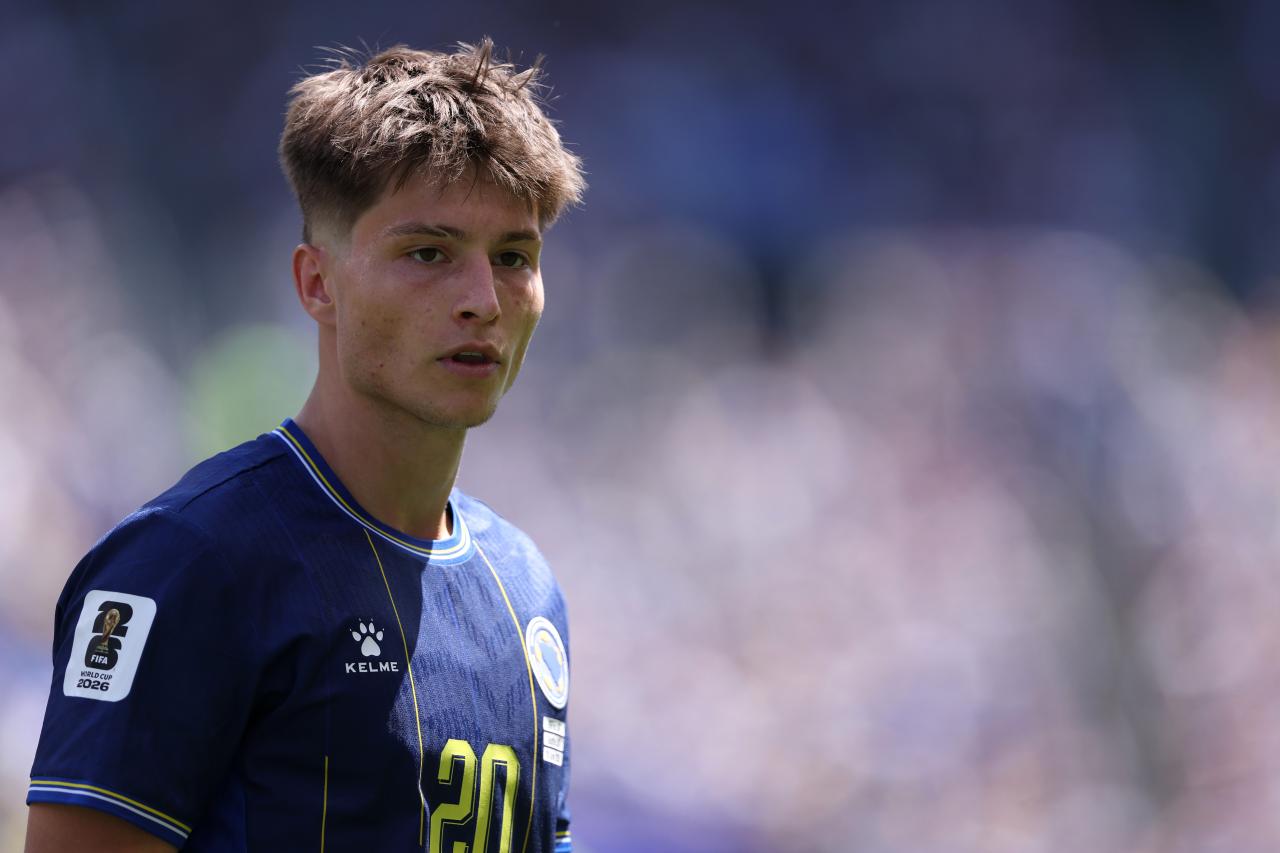 Frankfurt and Benfica keeping tabs on PSV talent Bajraktarevic