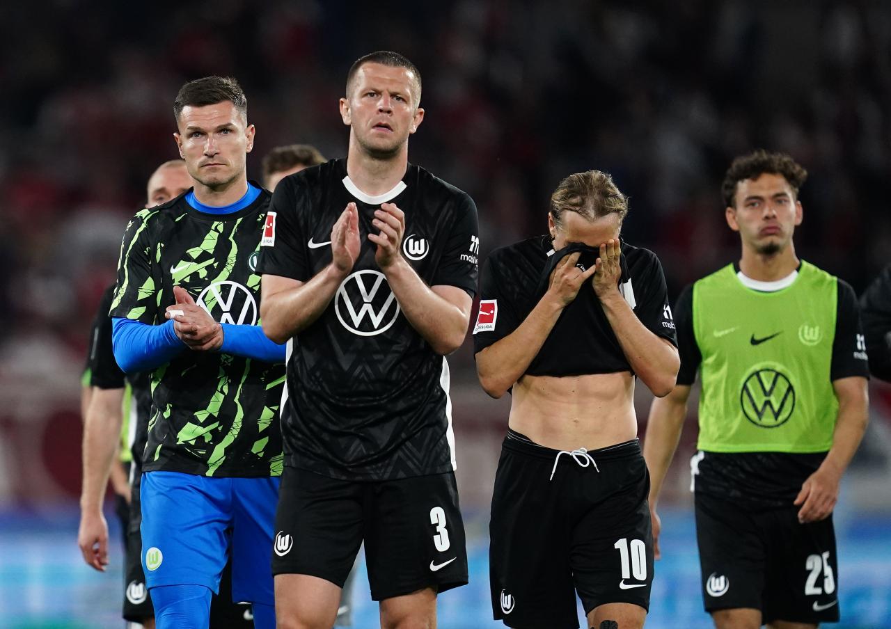 Official: Wolfsburg and Vavro part ways to enable Viktoria Plzeň switch