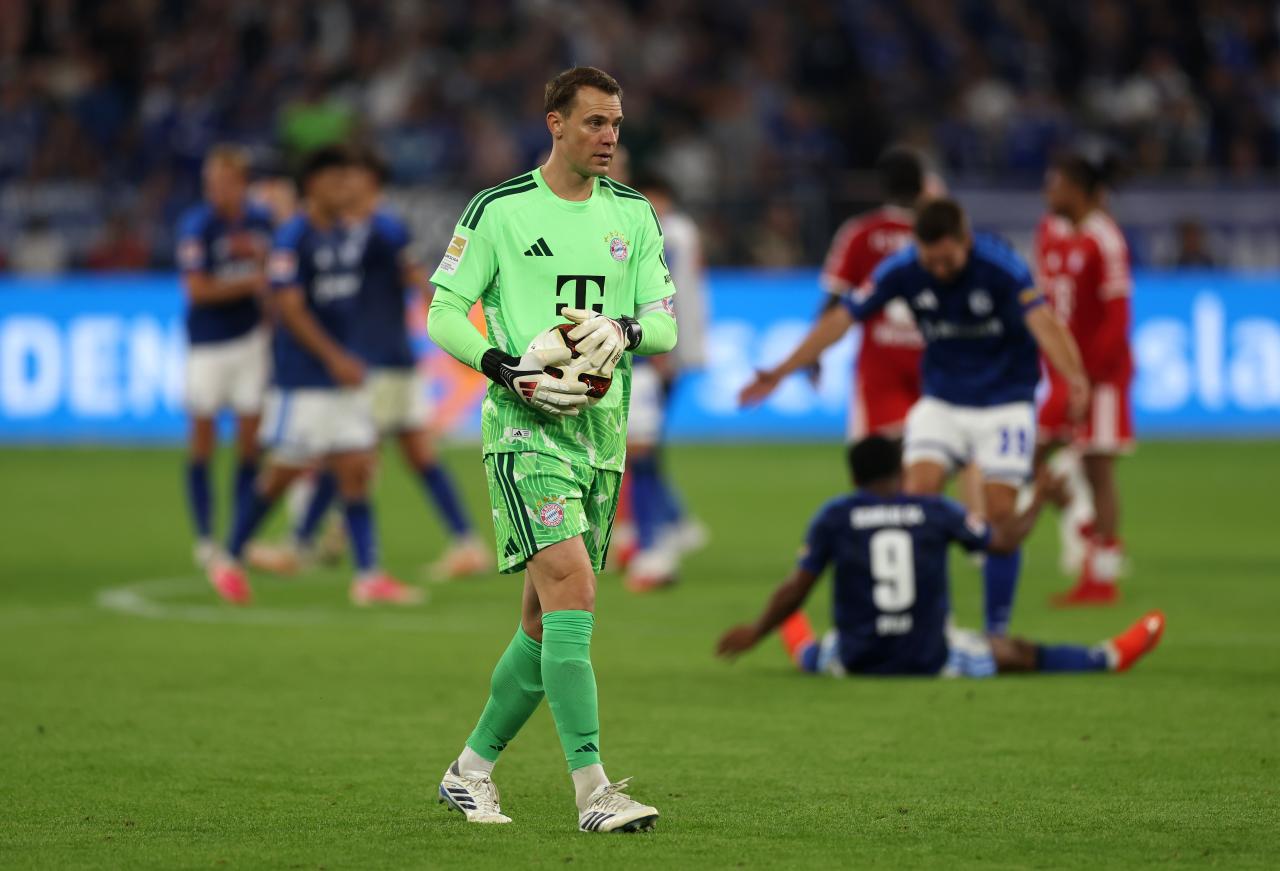 Neuer praises opposite number Karius as Bayern lose top spot after 67 matchdays