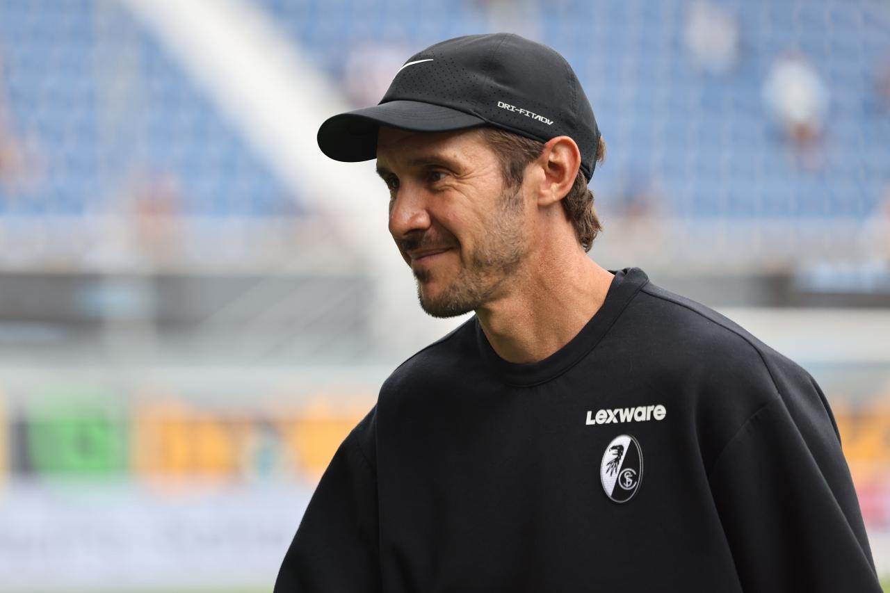 Freiburg hit five against Gladbach to continue perfect Bundesliga start