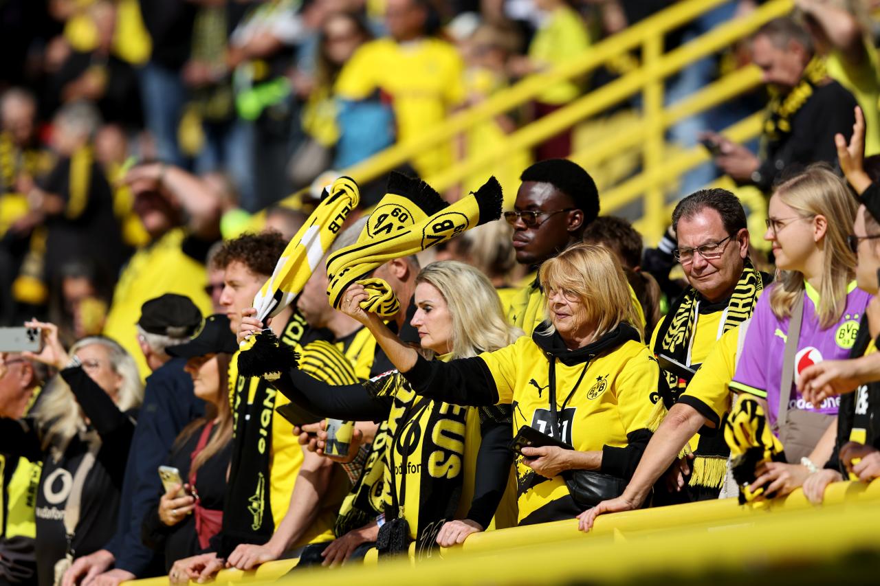 Arsenal-linked Dortmund talent likened to Real Madrid’s Jude Bellingham