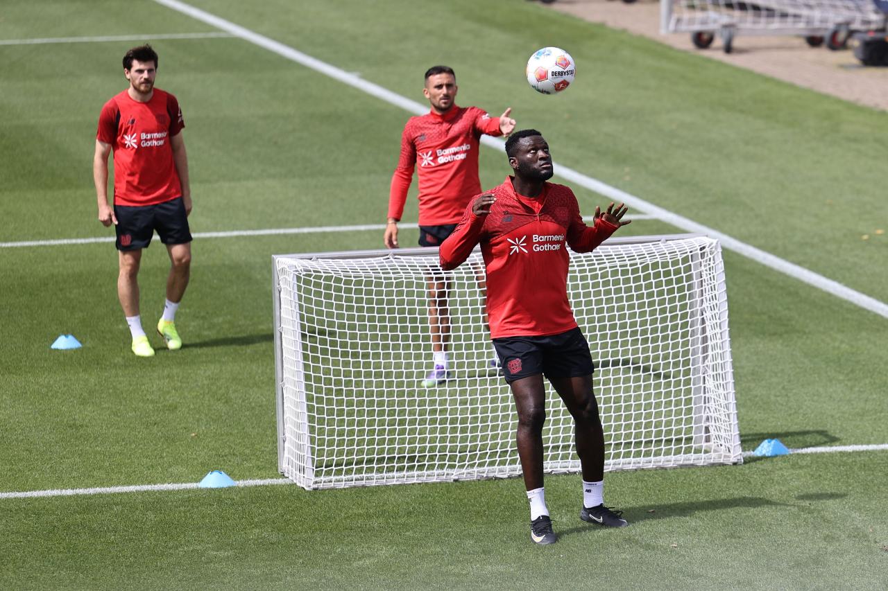 Bayer Leverkusen players during a training session ahead of their Europa League fixture