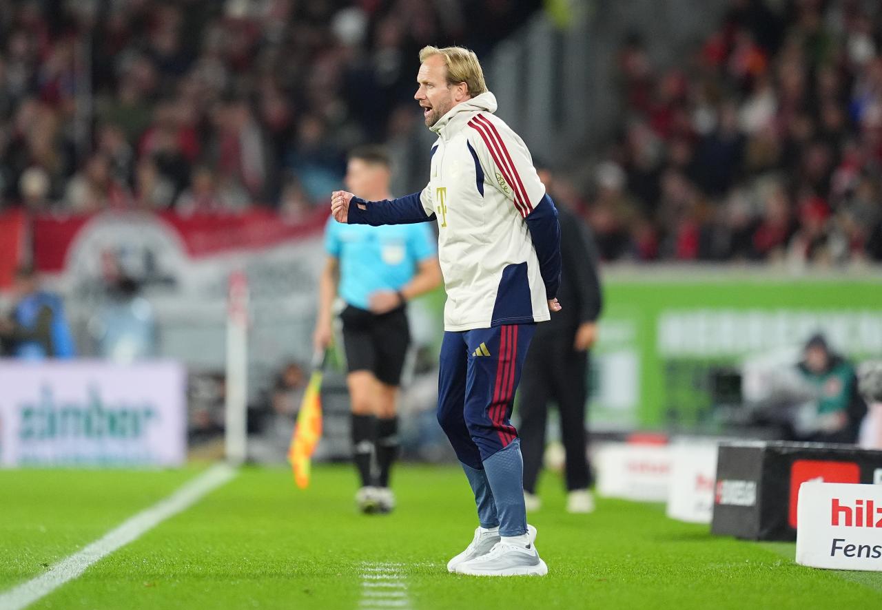 Aaron Danks reveals Vincent Kompany "brilliant" message after Freiburg win