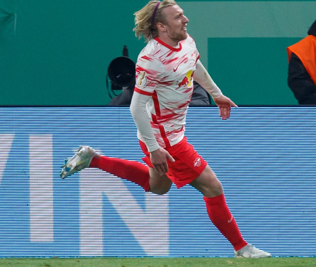 Emil Forsberg To Leave Rb Leipzig In January Report Claims 