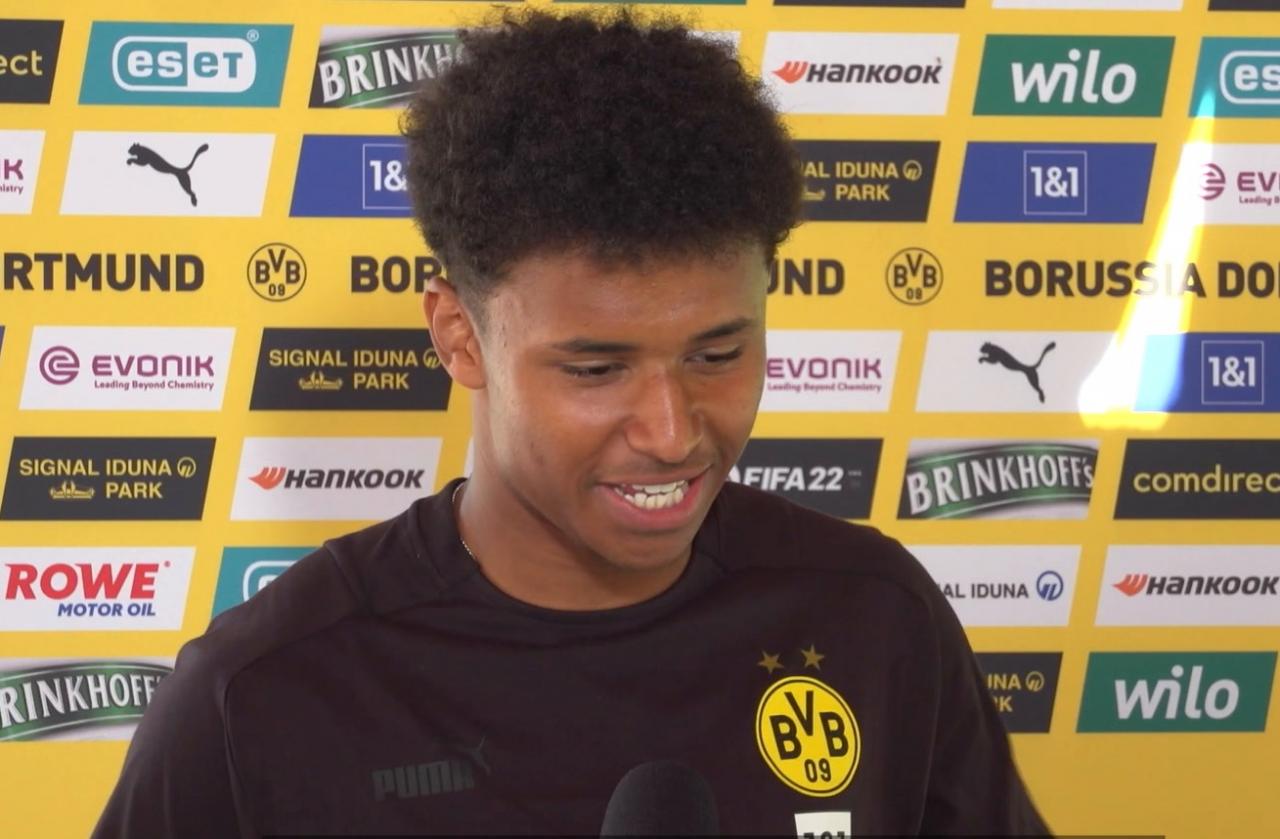 Dortmund boss brushes off Adeyemi speculation