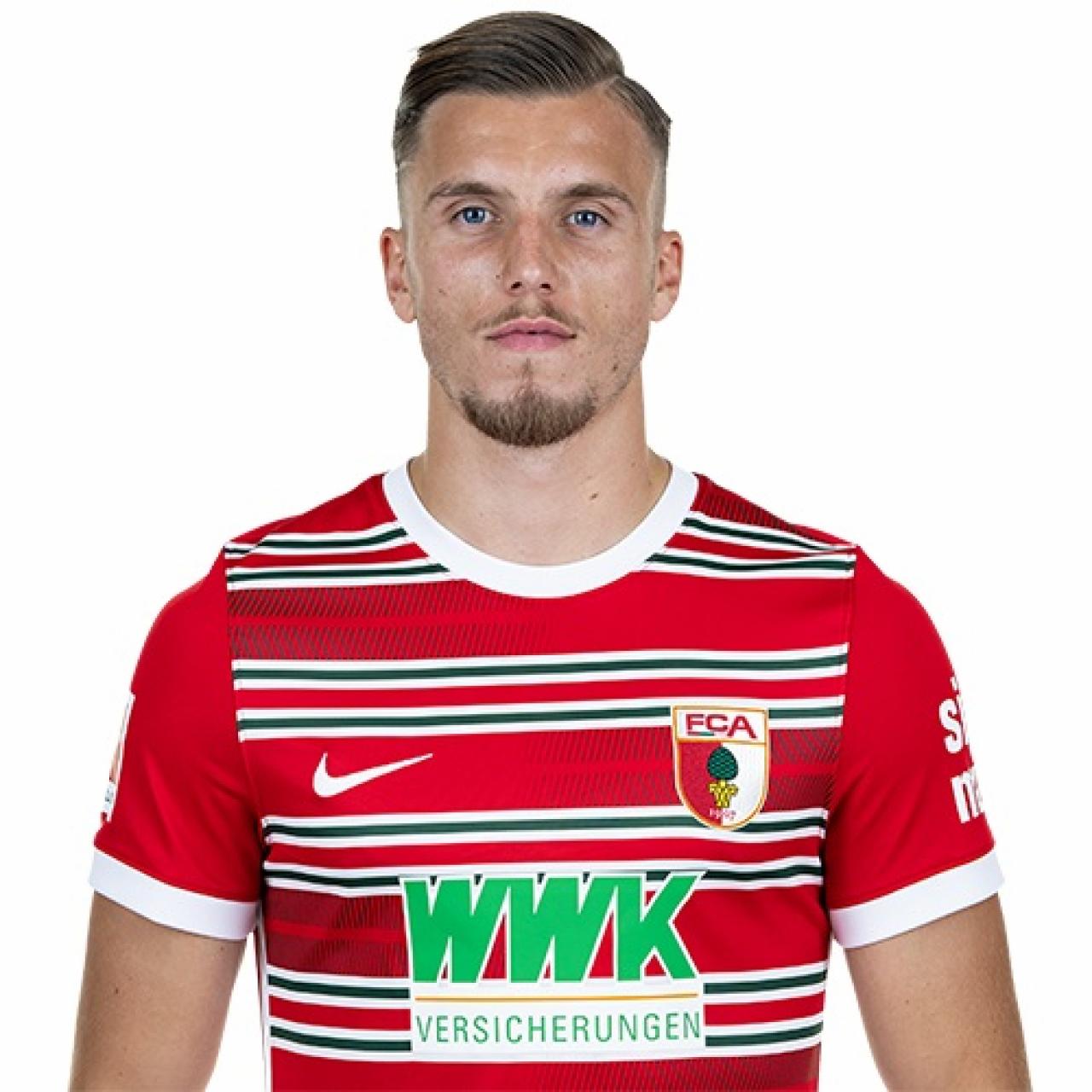 Report: Augsburg relaxed about Demirovic's future despite exit links