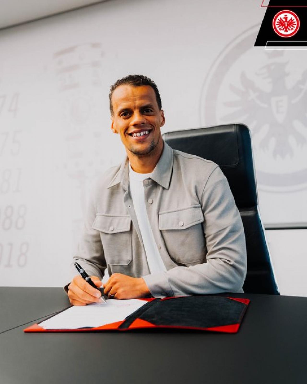 Eintracht confirm new deal for “native son” Chandler