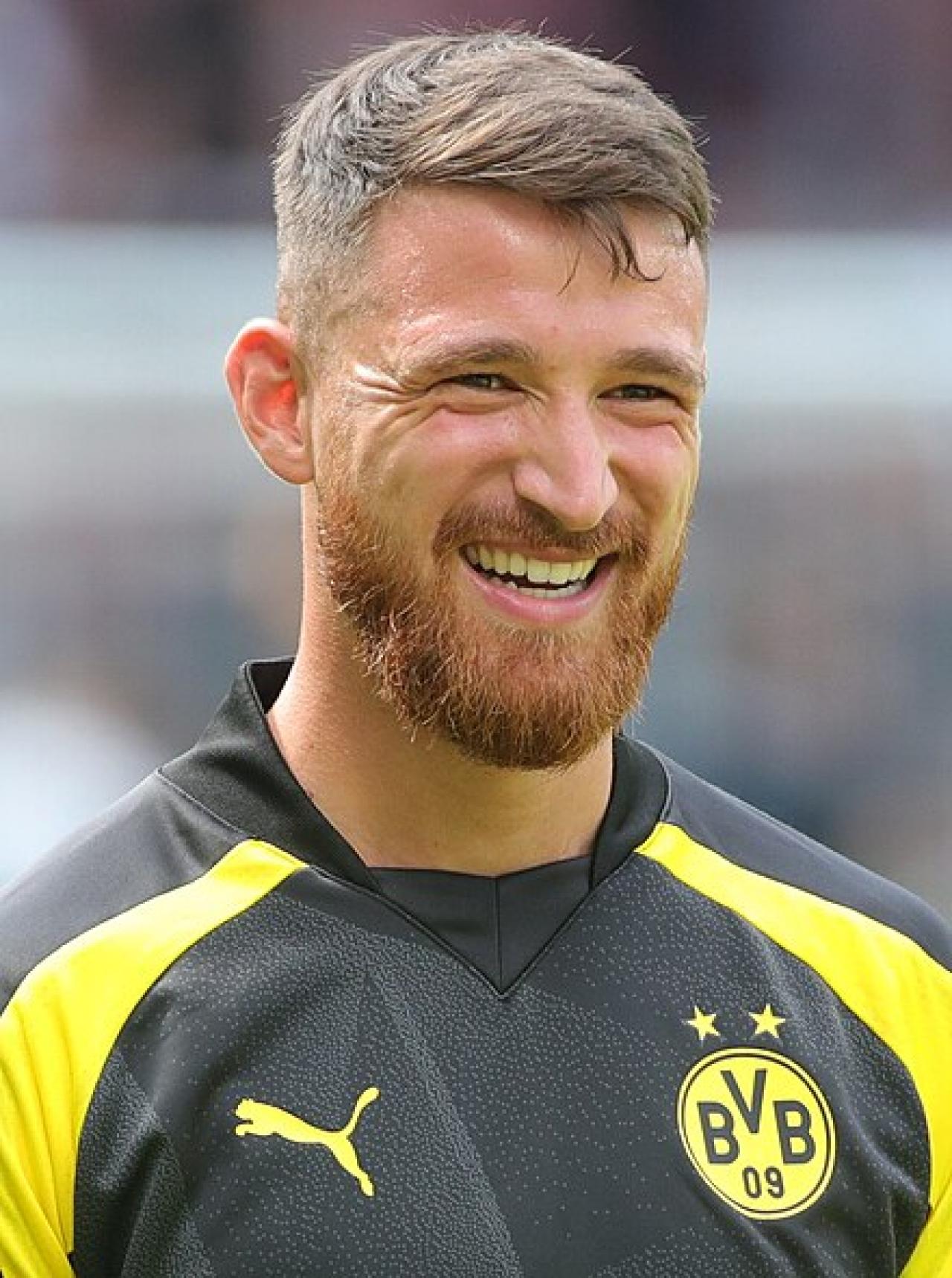 Dortmund updates: Cherki deal may still take time, Özcan nixes move away from BVB