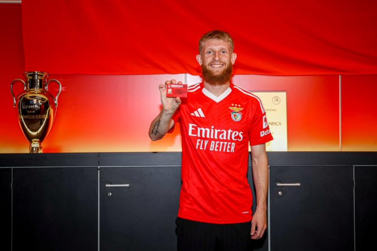 Official: Beste switches to Benfica