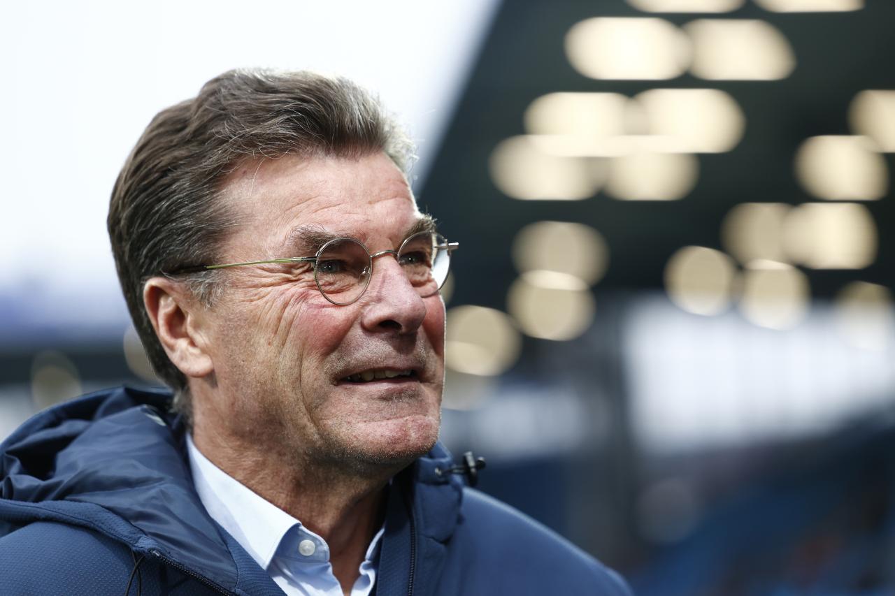 Hecking off to Westphalian “fun fair” after first Bochum match