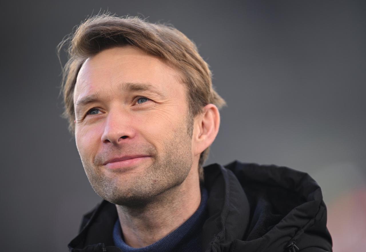 Dirk Rolfes Rolfes lashes out at Bayern over Wirtz comments: