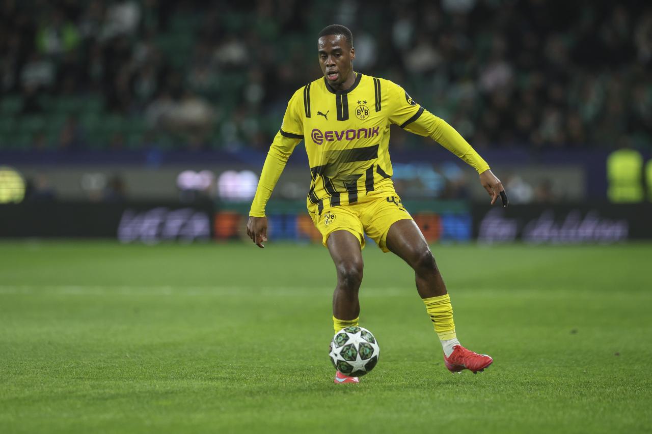 Gittens linked with Premier League trio – €100m fee on the cards?