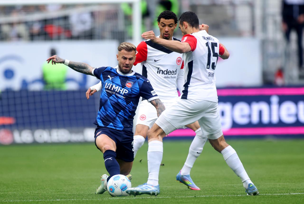Frankfurt make light work of struggling Heidenheim