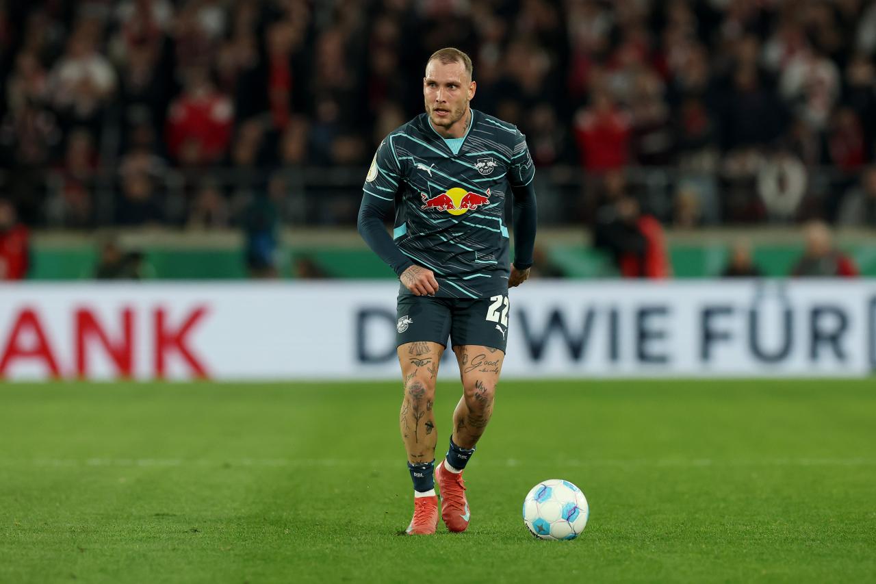 Premier League interest grows in Raum as Leipzig set price tag