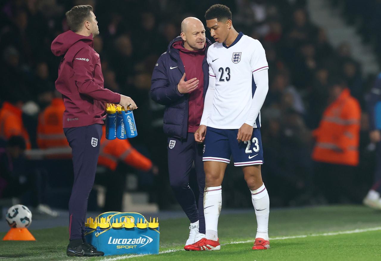 Leipzig keen on English midfield prospect