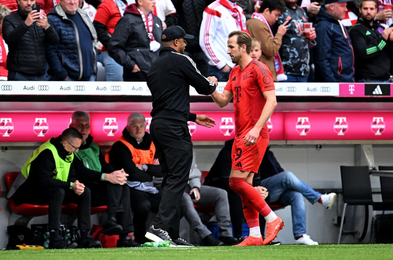 Kane fumes after yellow card rules him out of potential title decider