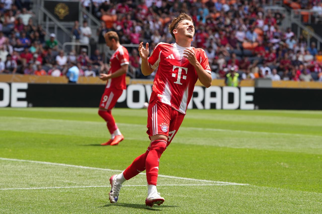17-year-old Bayern wonderkid earns praise after debut at the Club World Cup