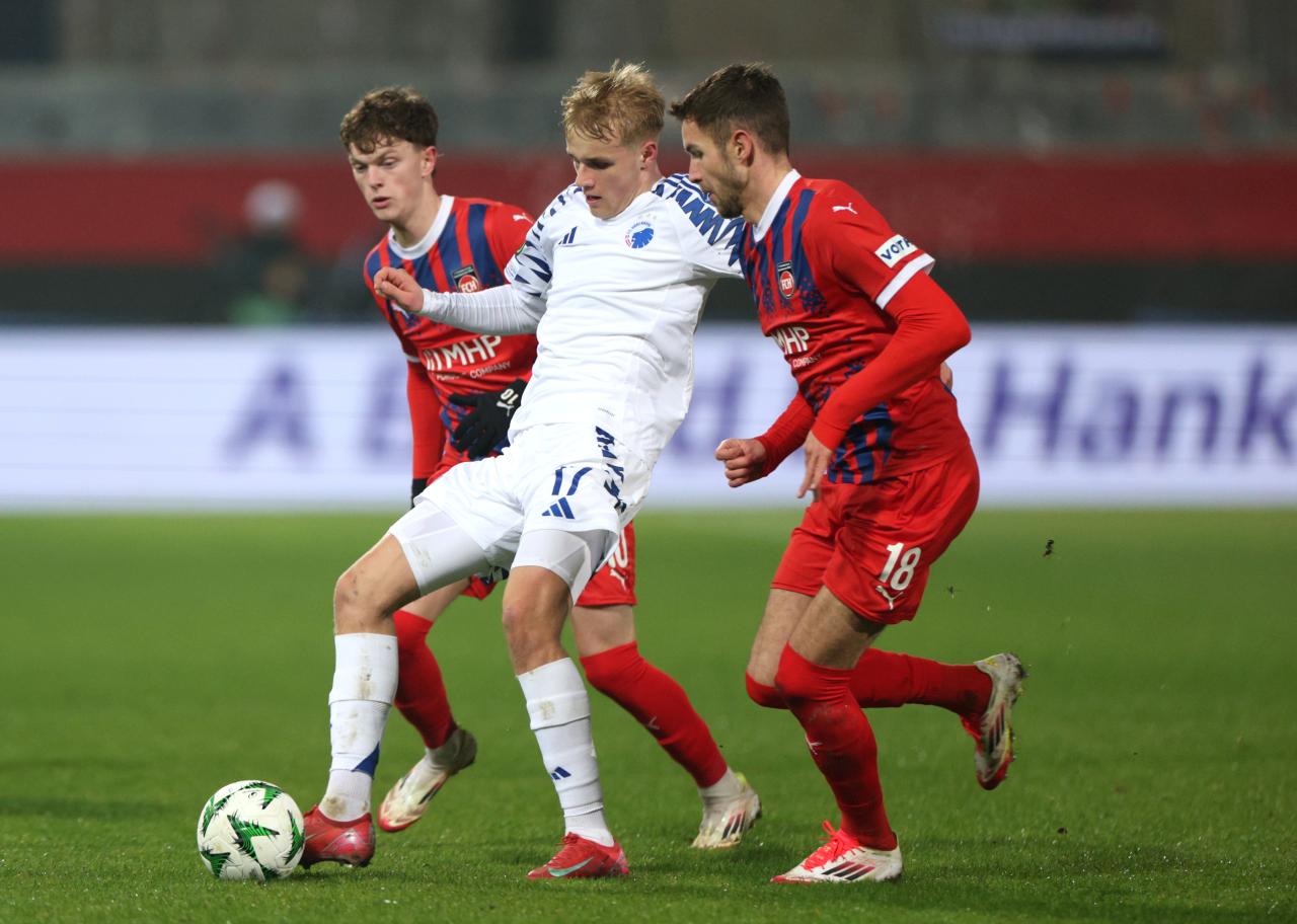 Eintracht Frankfurt make first offer for Danish wonderkid