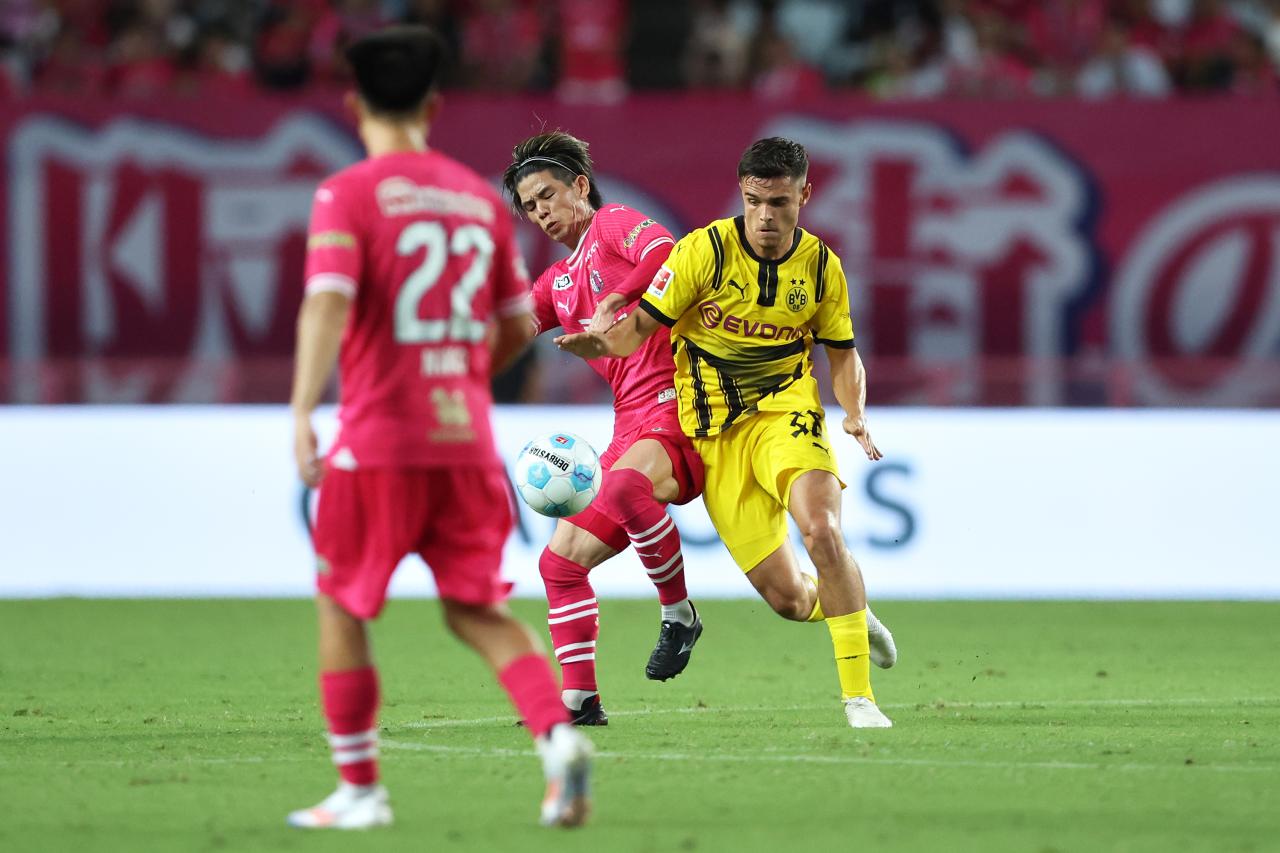 Dortmund loan midfield talent Wätjen to Bochum