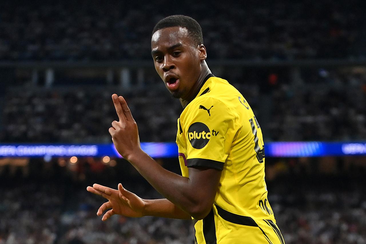 Chelsea “close to completing” deal for Dortmund’s Gittens, per Fabrizio Romano