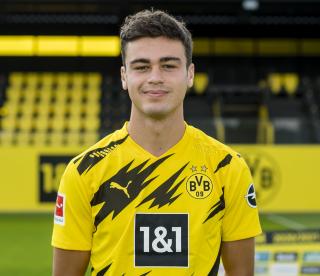 Spanish report claims Real Socieadad hope to acquire Reyna on loan Spanish report claims Real Socieadad hope to acquire Reyna on loan
