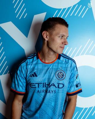 Wolf completes MLS switch, Olschowsky shopped for long-term loan Wolf completes MLS switch, Olschowsky shopped for long-term loan