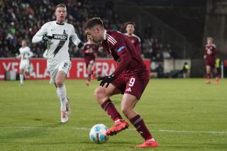 Nürnberg confirm remarkable Tzimas transfer