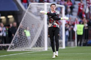 Urbig expects to play aginst Mainz