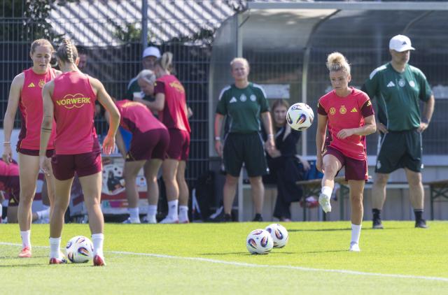 Germany start Women's Euros campaign against Poland