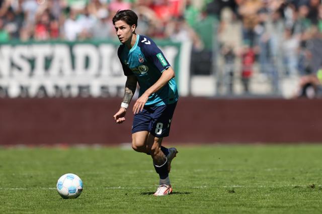 Denis Huseinbasic of FC Köln.