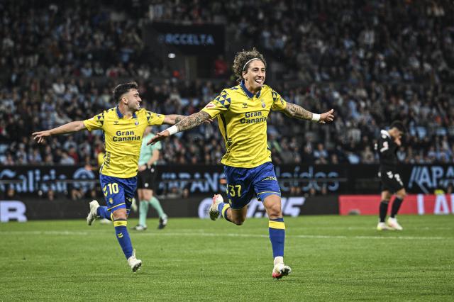 Fabio Silva will play in yellow once again