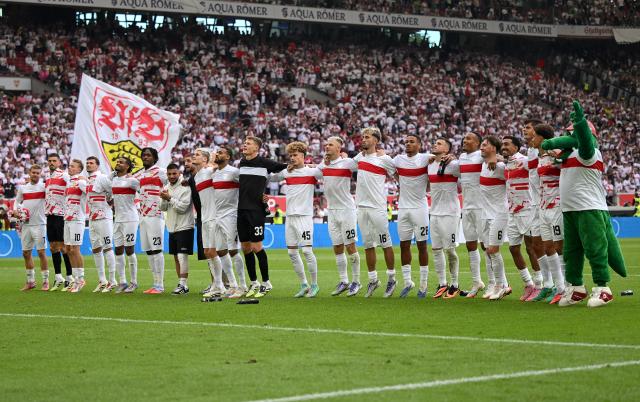 Stuttgart celebrate their first win of the season against Borussia Mönchengladbach.