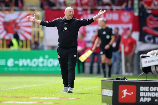 Kaiserslautern face Paderborn