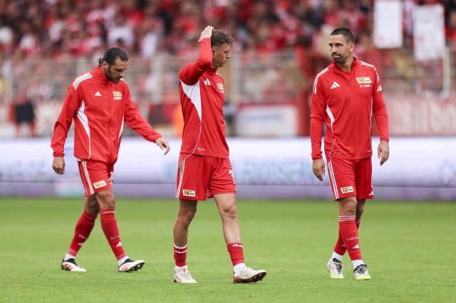 Christopher Trimmel, Janik Haberer and Rani Khedira of Union Berlin.