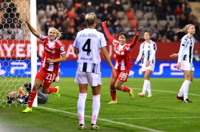 Harder and Schüller scored for Bayern Harder and Schüller scored for Bayern