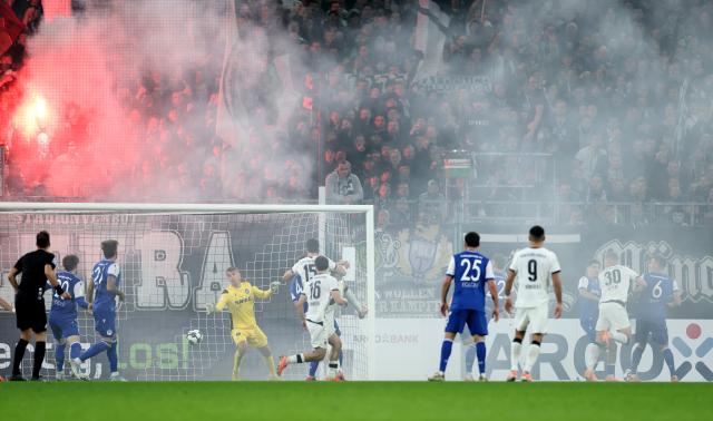 Borussia Mönchengladbach vs. Karlsruher SC