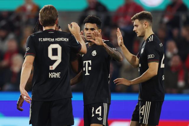 Luis Diaz of FC Bayern Munich celebrates scoring his team's first goal vs. 1. FC Köln