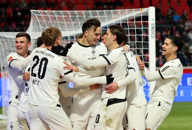 Haris Tabakovic of Gladbach celebrates scoring his team's second goal vs. Heidenheim