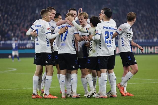 Laurin Curda (Paderborn) celebrates his teams goal vs. Schalke, Nov 28 2025