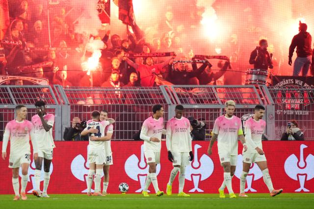 Bayer Leverkusen team.