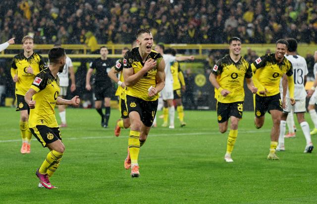 Nico is back in Freiburg 