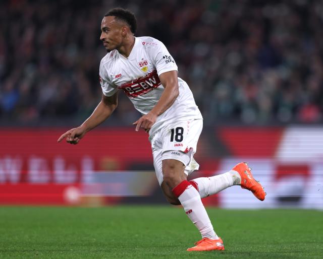 Leweling scores a worldie