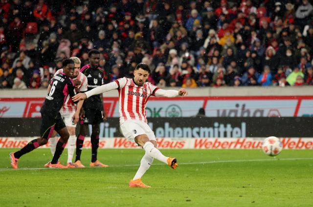 Grifo is closing on Petersen's record