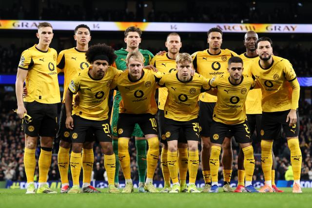 Borussia Dortmund - Team photo.